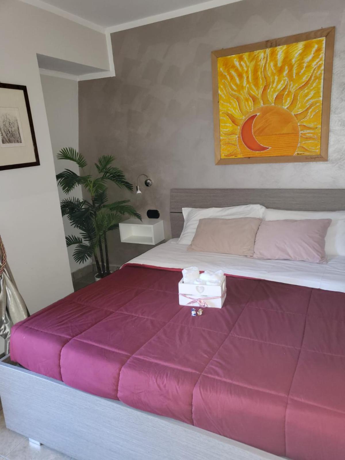 Rainbow Sweet Rooms Вальмонтоне Экстерьер фото