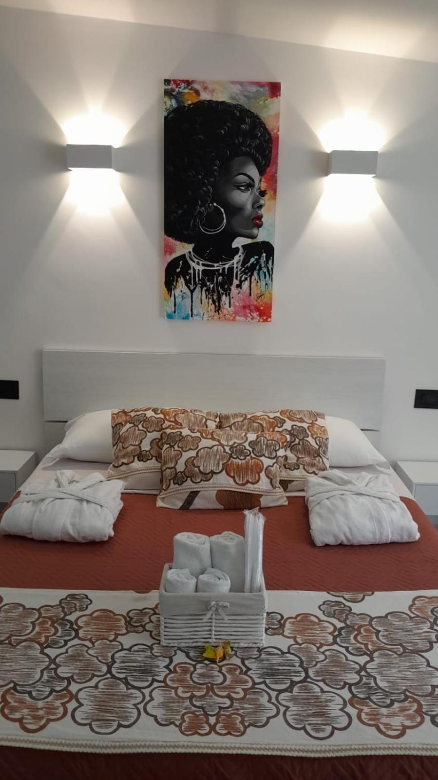Rainbow Sweet Rooms Вальмонтоне Экстерьер фото